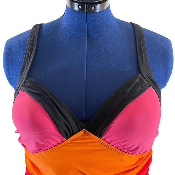 NWOT Lane Bryant Multicolored Swimsuit Top - Picture 9 of 9